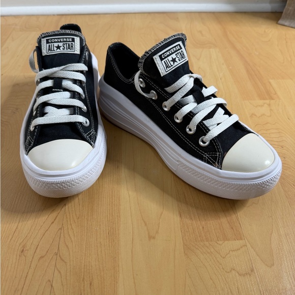 Converse  Chuck TaylorAll Star Platform Sneakers Black & White Women - Picture 3 of 10